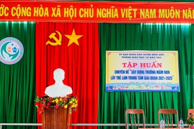 TẬP HUẤN CHUYÊN ĐỀ :  ” XÂY DỰNG TRƯỜNG MẦM NON LẤY TRẺ LÀM TRUNG TÂM GIAI ĐOẠN 2021-2015″ TẠI TRƯỜNG MẦM NON BÌNH TRUNG